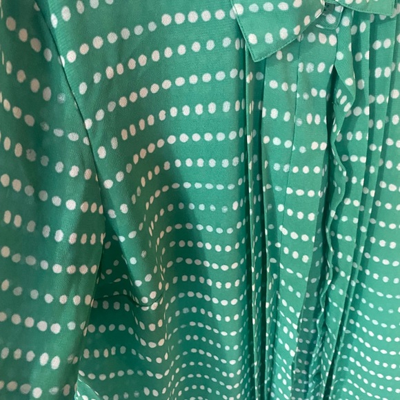 Vibrant Polka Dot Button Up Shirt- Green White Office Casual - Hidden Buttons - Picture 6 of 11